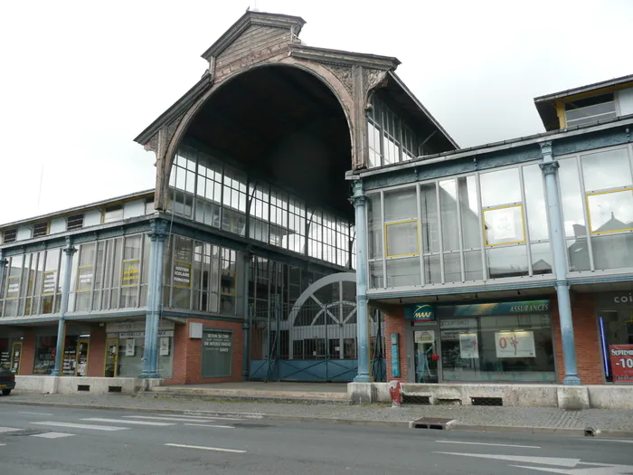 Visite commentée et présentation Halle Saint-Bonnet Bourges