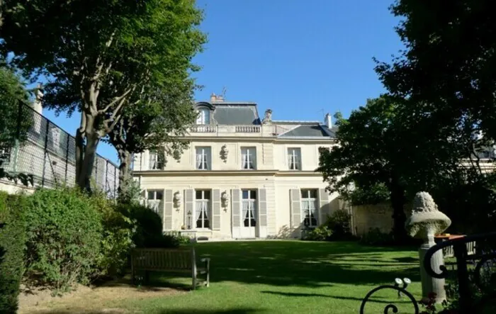 Visite commentée de l’Hôtel de Noailles Hôtel de Noailles Saint-Germain-en-Laye