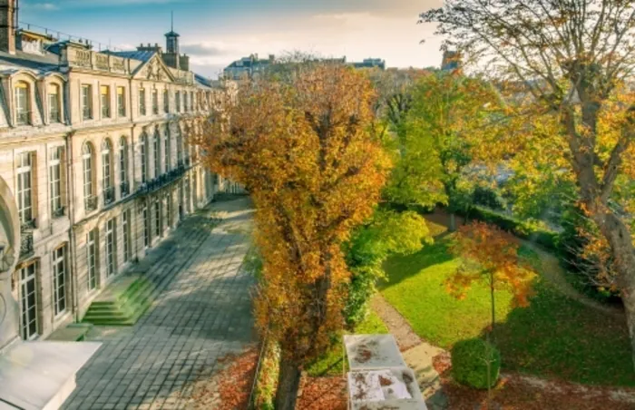 Découverte du patrimoine de l'Ecole des Mines de Paris Hôtel de Vendôme - Mines Paris PSL Paris