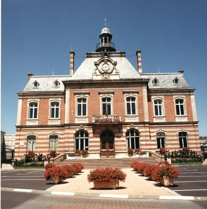 Visite guidée de l'hôtel de ville de Carmaux Hôtel de ville Carmaux