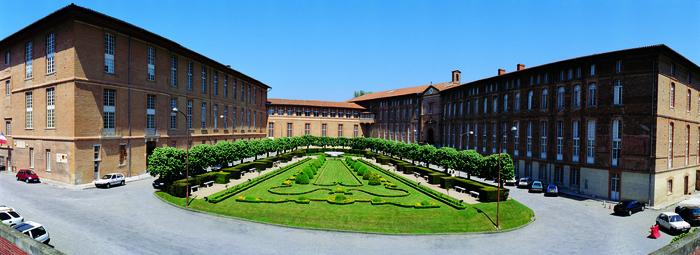 Visite de l'Hôtel-Dieu Saint-Jacques Hôtel-Dieu Saint-Jacques Toulouse