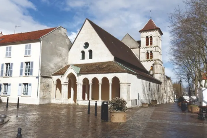 L’église Saint-Nicolas : un petit joyau rénové Jardin public de l'Abbaye Saint-Maur-des-Fossés