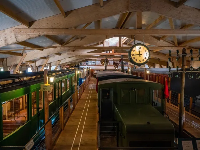 Si le Muséotrain m'était conté La gare 72390 SEMUR EN VALLON Semur-en-Vallon