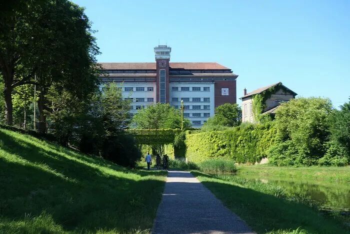 Plongez dans l'histoire industrielle glorieuse de Nancy à la Belle Époque L'Autre Canal Nancy