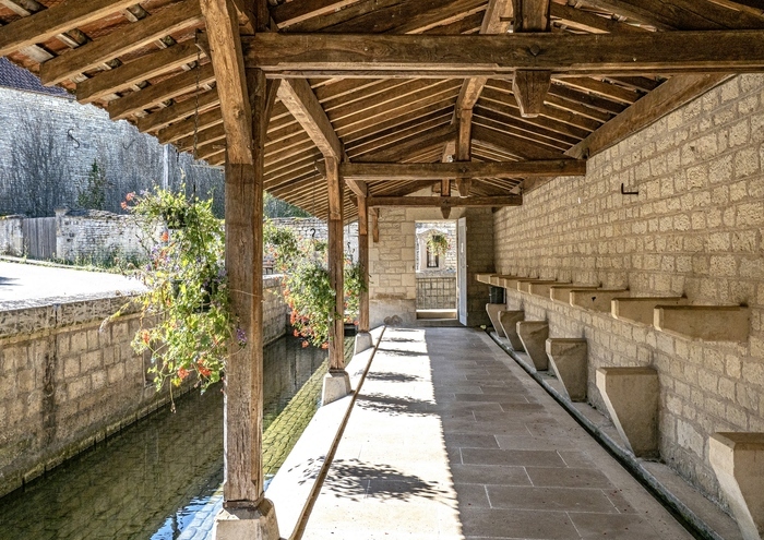 Visite du lavoir d'Ancy-le-Libre Lavoir d'Ancy-le-Libre Ancy-le-Libre