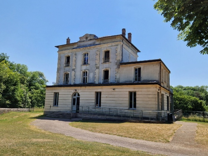 LE CAMP DE CESAR LE CAMP DE CESAR Nucourt