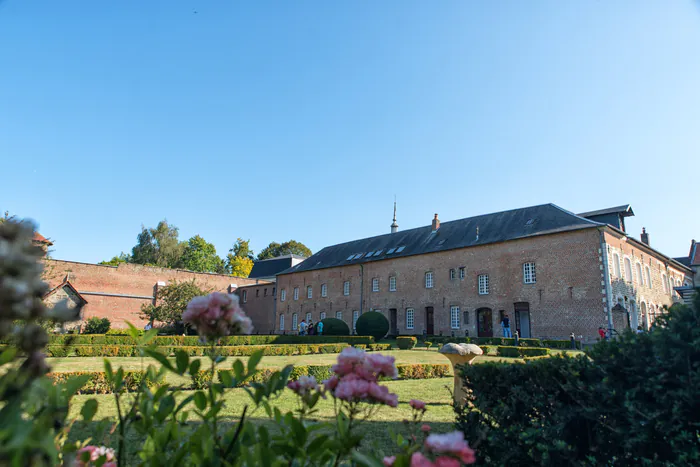 VISITE GUIDÉE DE L'ANCIEN MONASTÈRE DU CARMEL Le Carmel - Maison du Patrimoine Abbeville