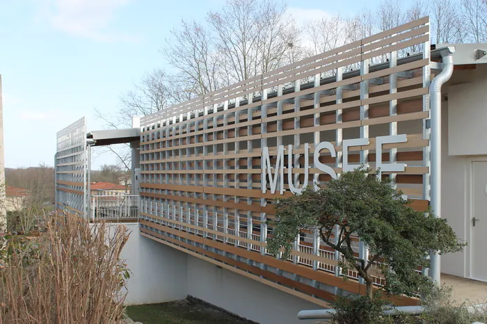 Ouverture au public du nouveau musée « Saint-Lys Radio - La voix de l'océan » L'Escalys Saint-Lys