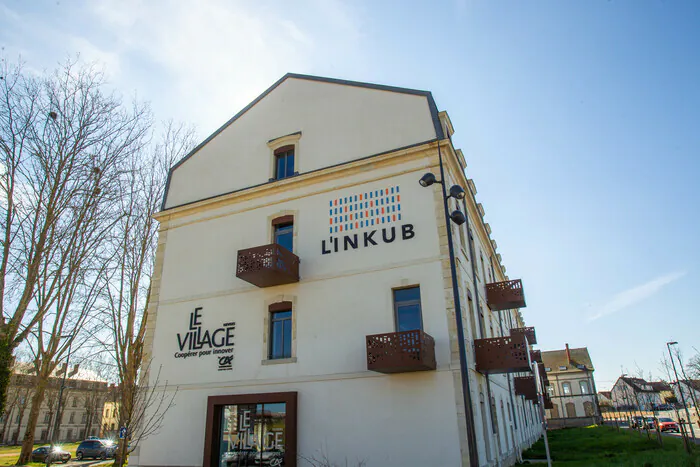 Visite du site Cobalt de l'Inkub (ancienne caserne militaire) L'Inkub Nevers