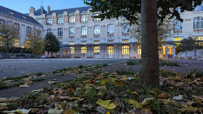 Visite guidée du Lycée Voltaire de Paris Lycée Voltaire Paris