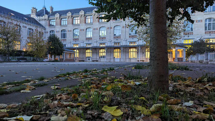 Visite guidée du lycée Voltaire Lycée Voltaire Paris