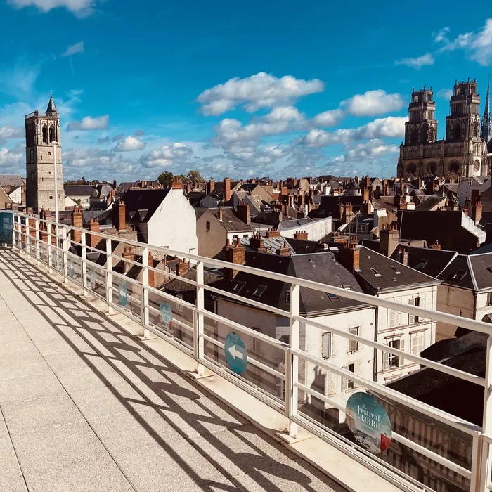 Visite de la terrasse des Galeries Lafayette Orleans