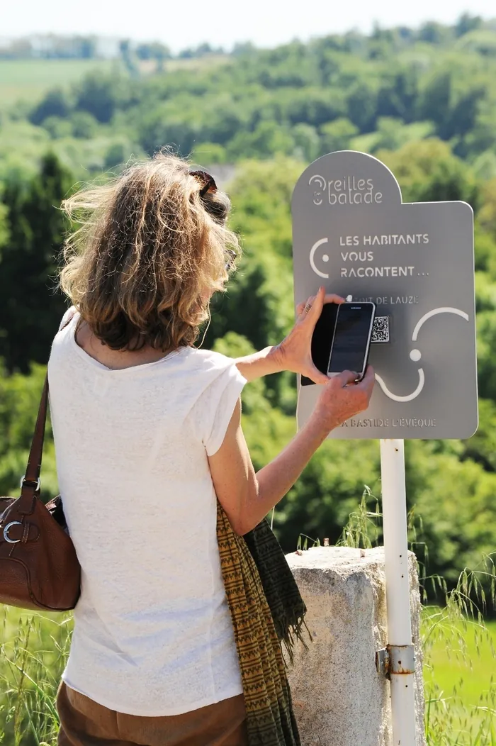 Parcours sonore : « Oreilles en Balade » Mairie de La Bastide l'Évêque La Bastide-l'Évêque