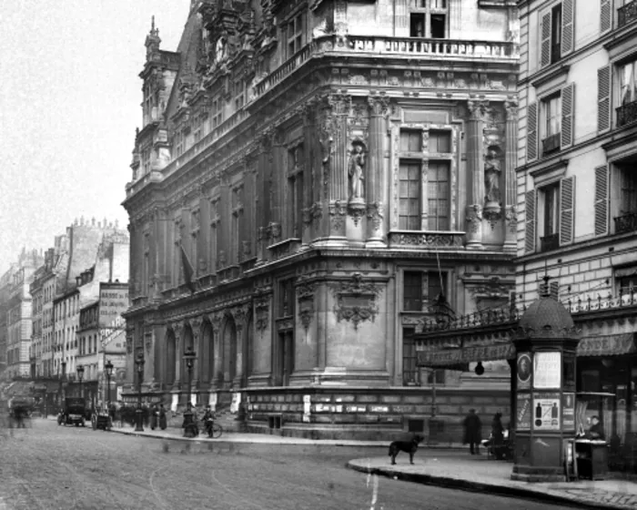 Visite de la mairie du 10e Mairie du 10e arrondissement Paris