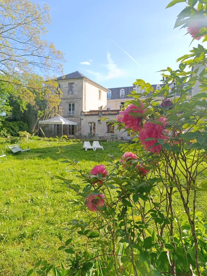 Visite-conférence « Place stratégique et figures emblématiques du matrimoine - la Maison des Arts se raconte » Maison des Arts de Châtillon Châtillon