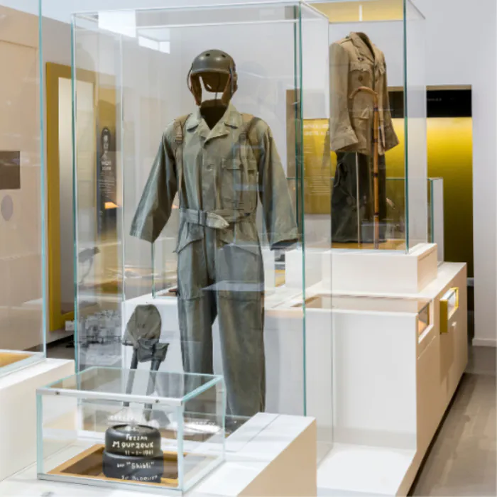 Visite guidée de la directrice Musée de la Libération de Paris - musée du général Leclerc - musée Jean Moulin Paris