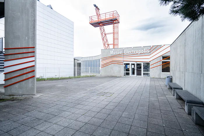 Visite guidée d'un musée sur l'électricité dans le cadre de "Levez les yeux !" Musée Electropolis Mulhouse