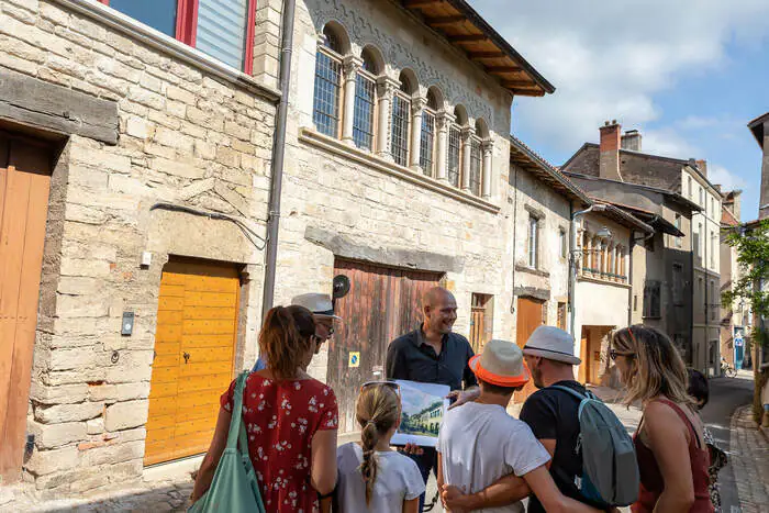 Visite guidée de la cité médiévale de Cluny Office de tourisme de Cluny Sud Bourgogne Cluny