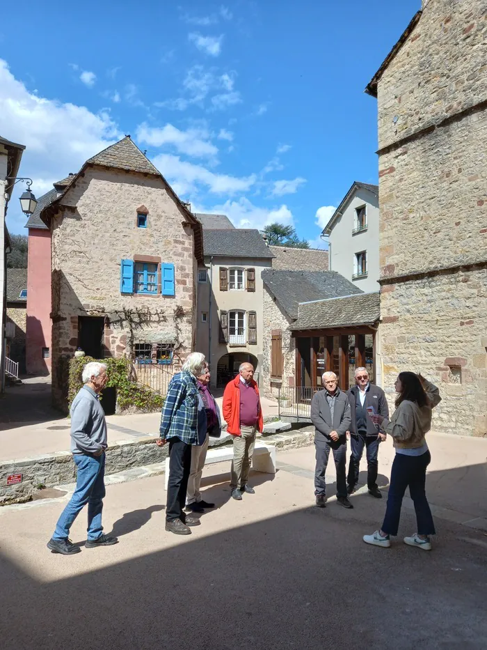 Visitez la « Petite Venise Lozérienne » et la plus ancienne maison du village ! Office de tourisme de la Canourgue La Canourgue