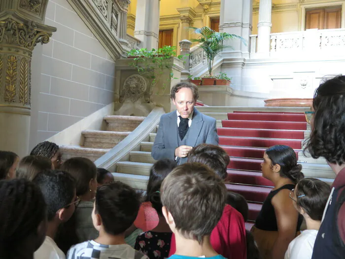 Levez les yeux ! Visites théâtralisées du palais du Rhin pour le public scolaire Palais du Rhin - siège de la DRAC Grand Est Strasbourg