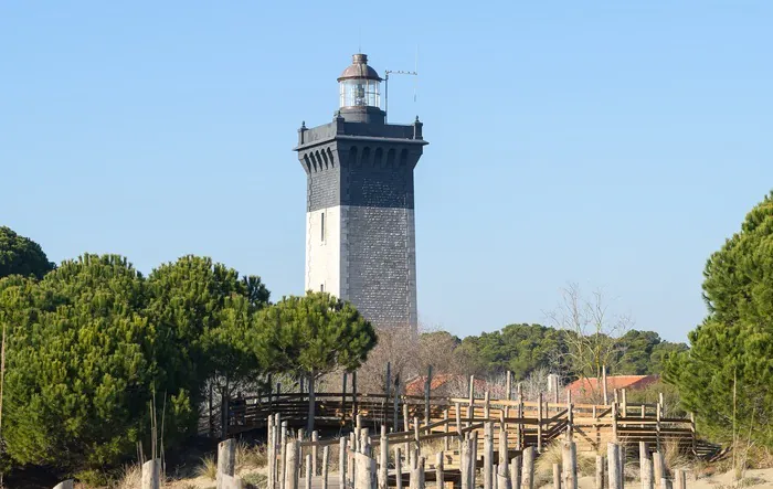 Partez à la découverte du phare de l'Espiguette ! Phare de l'Espiguette Le Grau-du-Roi