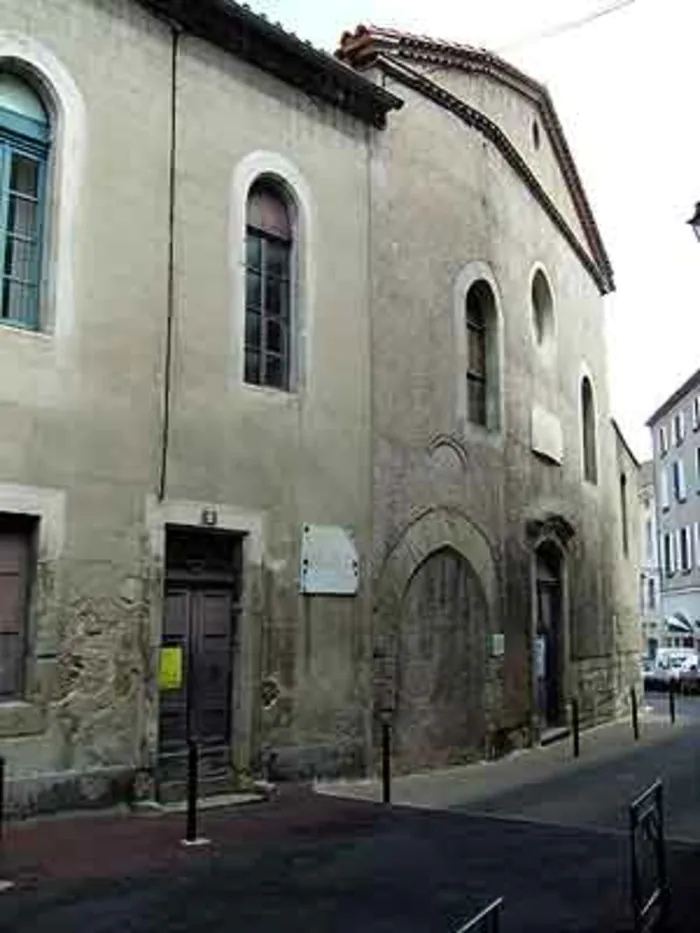 Sur les traces du protestantisme dans la ville de Castres Place Jean Jaurès Castres