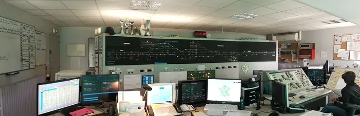 Visite guidée du poste d'aiguillage Poste 1 - Gare de Chartres Chartres