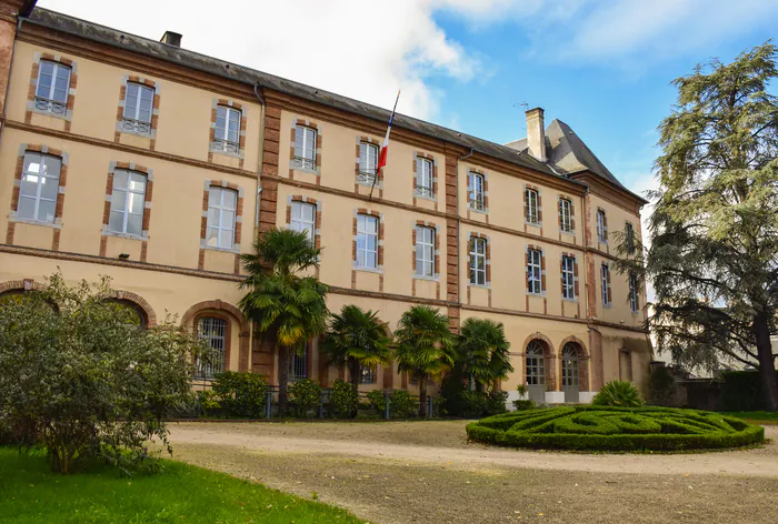 Visite guidée de la préfecture des Hautes-Pyrénées Préfecture des Hautes-Pyrénées Tarbes