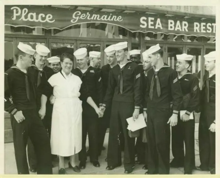 Visite théâtrale sur les pas des marins de la 6e Flotte Quai de la douane