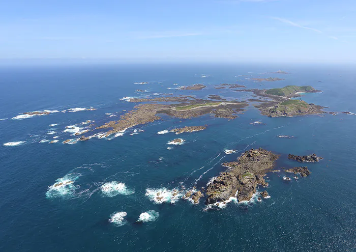 Découverte du patrimoine marin des Sept-Iles et du bâti de l’île aux Moines Réserve naturelle nationale des Sept-Iles Perros-Guirec