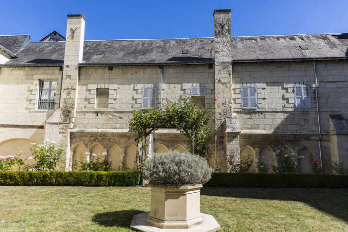 Visite commentée Sous-Préfecture - Ancien Couvent des Augustins Chinon