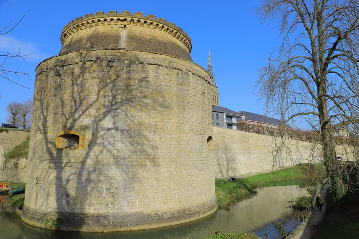 Découvrez les coulisses d'anciennes fortifications remarquables Tour du Roy Warcq