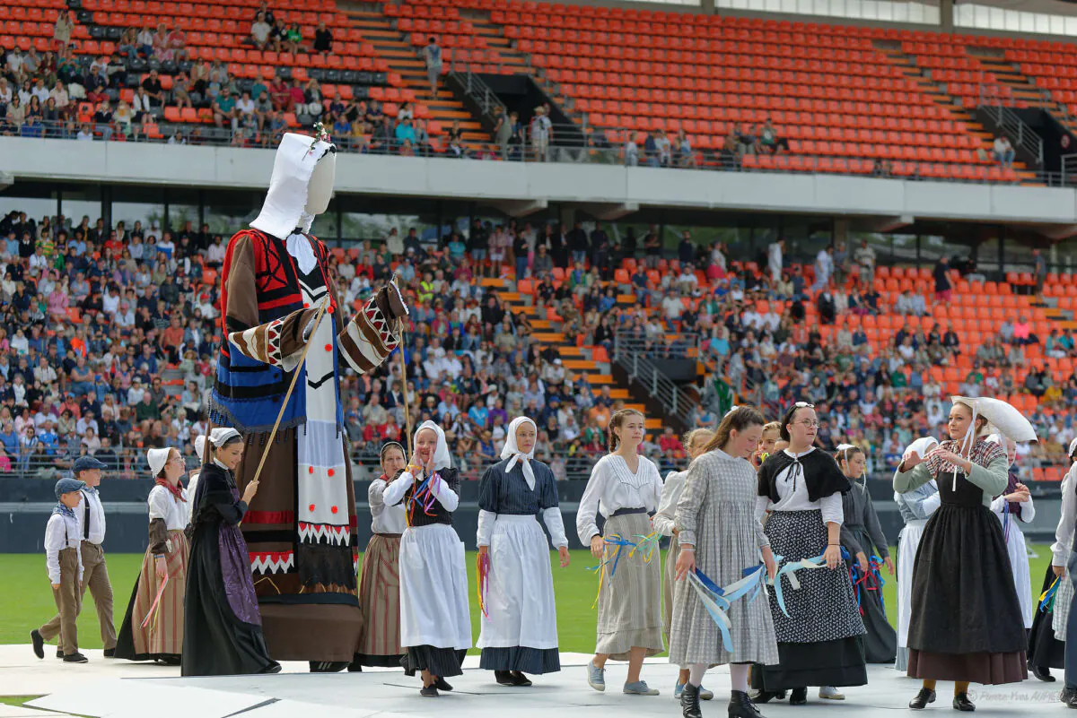 Grande parade des nations celtes - festival interceltique 2024