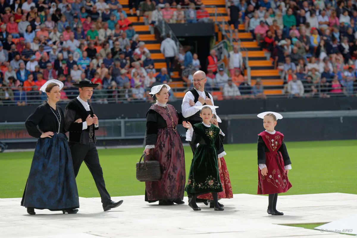 Grande parade des nations celtes - festival interceltique 2024