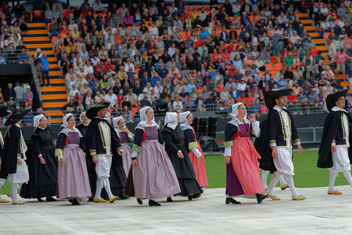 Grande parade des nations celtes - festival interceltique 2024