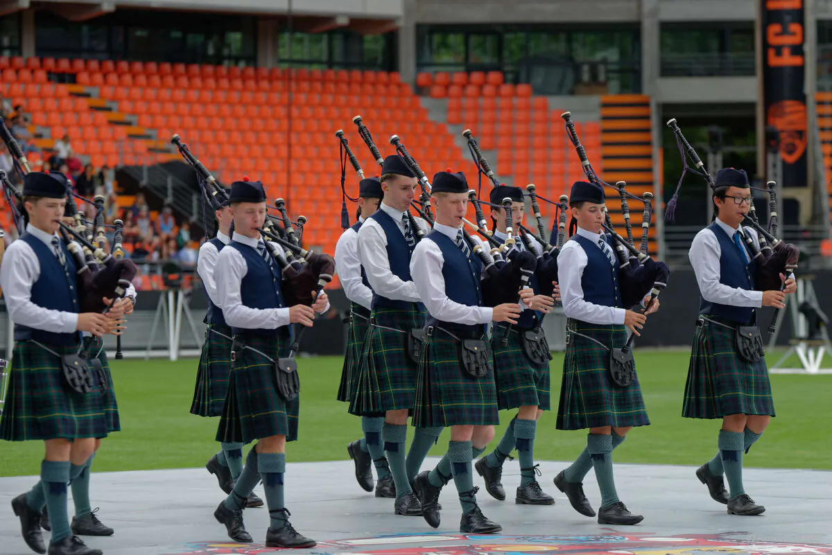 Grande parade des nations celtes - festival interceltique 2024