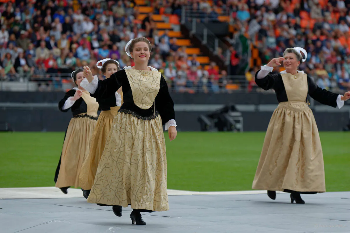 Grande parade des nations celtes - festival interceltique 2024