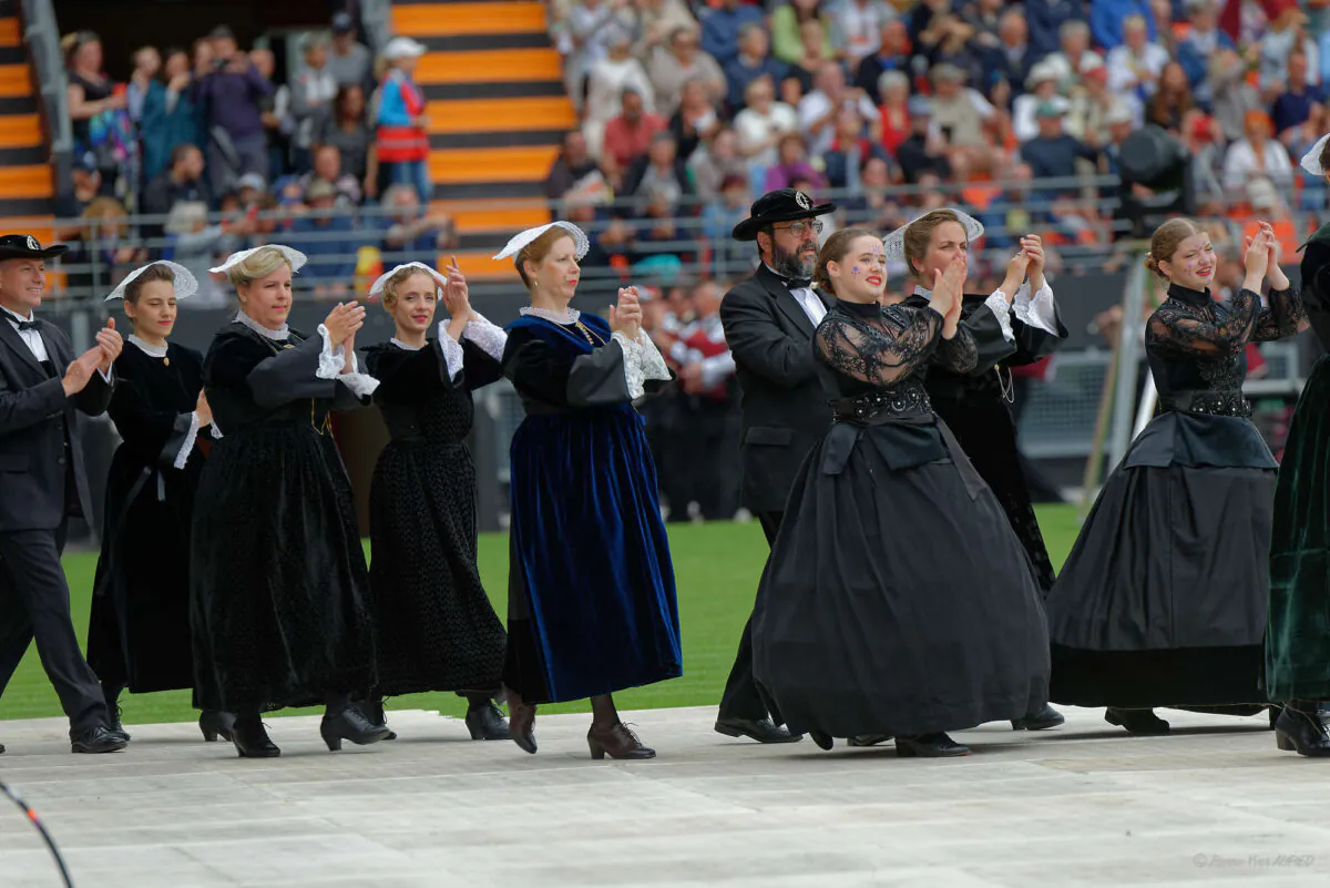 Grande parade des nations celtes - festival interceltique 2024