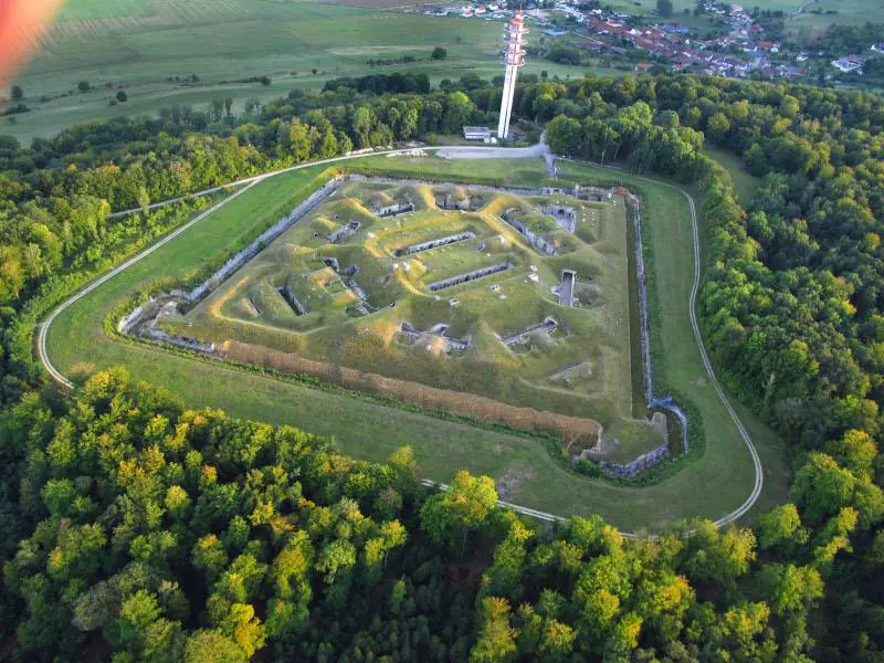 CIRCUIT VTT BOURLÉMONT Mont-lès-Neufchâteau Grand Est