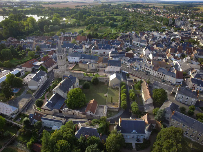 Visite libre du musée de l'abbaye de Déols Abbaye bénédictine Notre-Dame - Site clunisien Déols