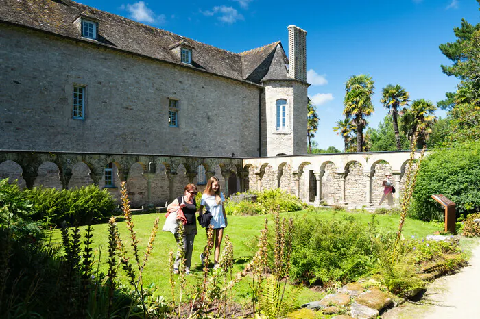 De Daoulas à Compostelle - visite flash à l'Abbaye de Daoulas Abbaye de Daoulas Daoulas