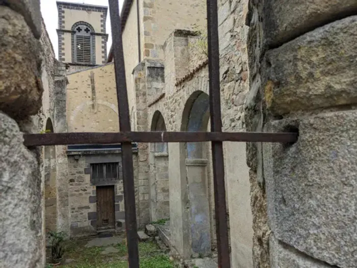 Visite guidée de l'église Saint Symphorien du Moutier Abbaye du Moutier Thiers