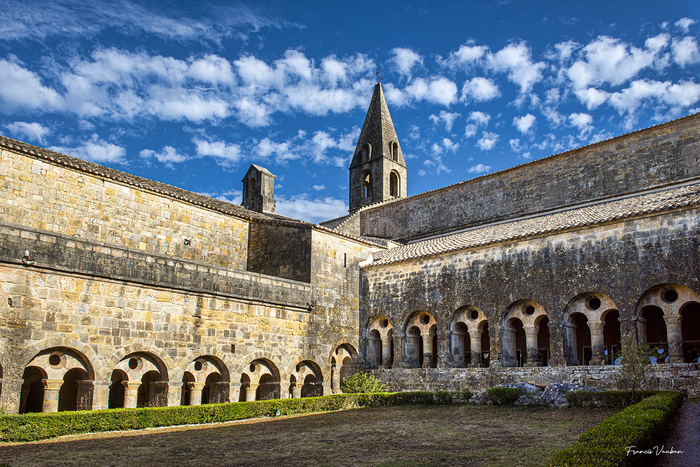 Visite libre et marché des produits d'abbayes Abbaye du Thoronet Le Thoronet