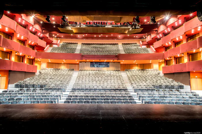 Visite guidée des coulisses du théâtre anthéa Anthéa - Antipolis Théâtre d'Antibes Antibes