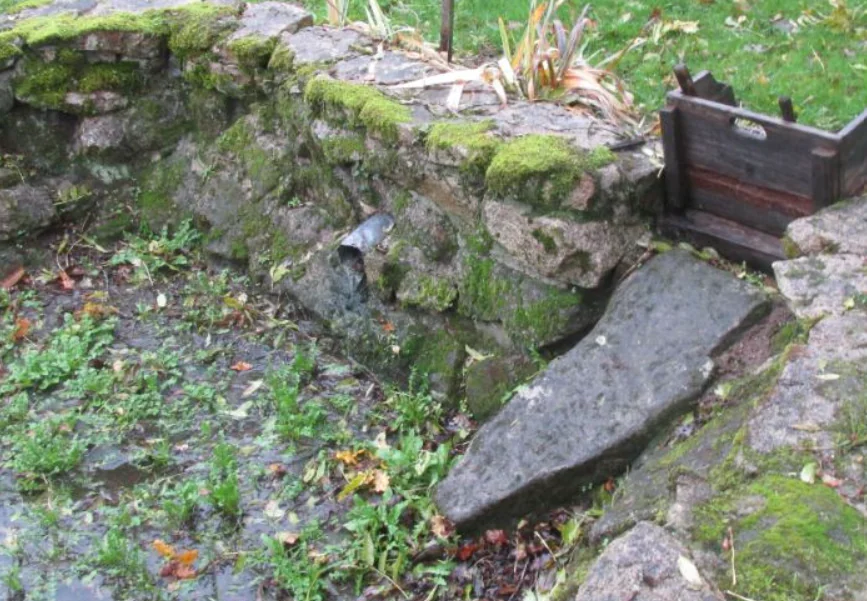 Découverte du lavoir privé de La Salesse et de son histoire