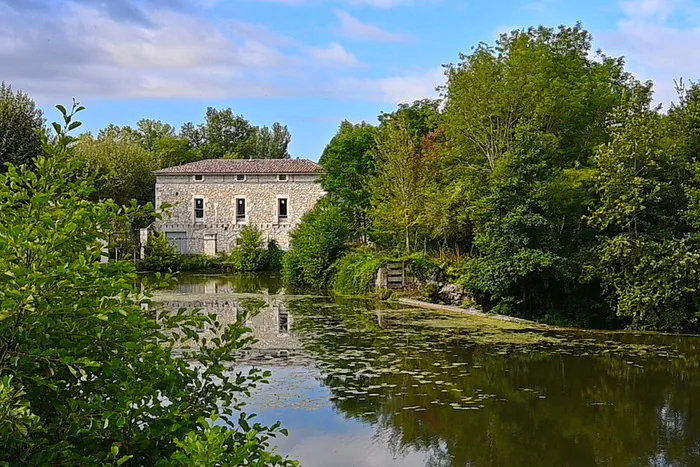 Entrez dans le moulin ! Association Le Moulin d'Eymet Eymet