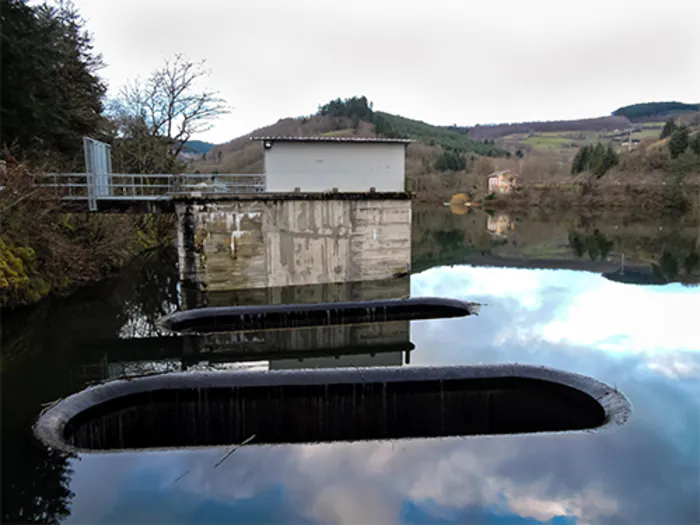 Dans les entrailles du barrage Barrage de joux Joux