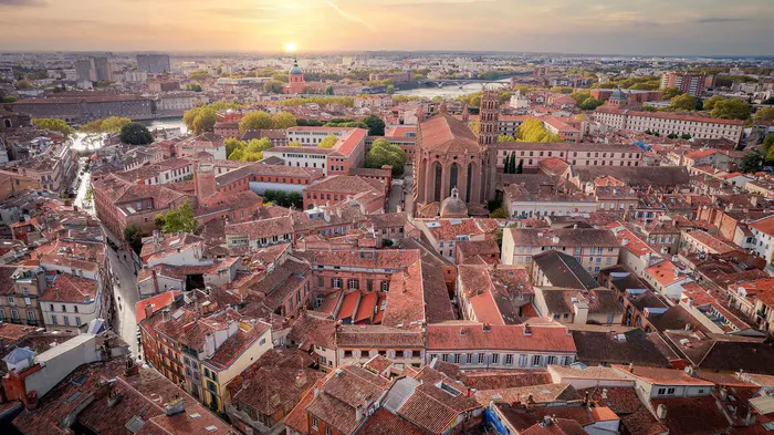 À la rencontre des biens cachés à Toulouse BEP - Bibliothèque d'étude et du patrimoine Blagnac