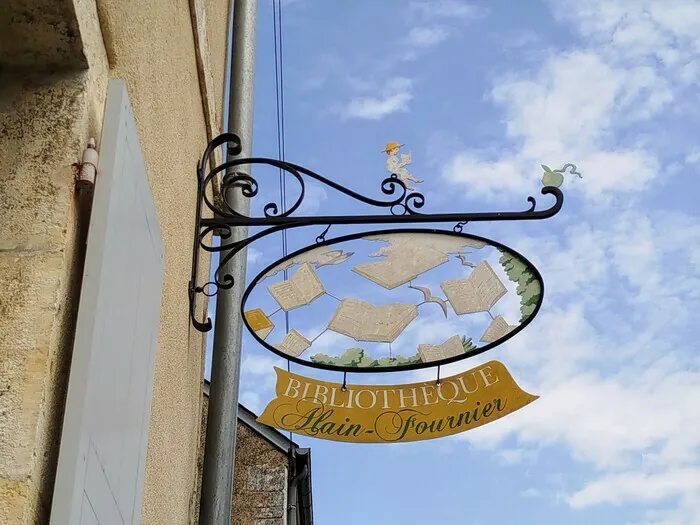 Tous à la bibliothèque ! Bibliothèque Alain Fournier Mehun-sur-Yèvre