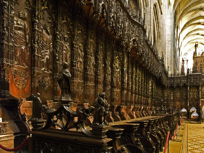 Visite libre et gratuite de la cathédrale de son grand chœur en bois sculpté et de la crypte Cathédrale Sainte-Marie Auch